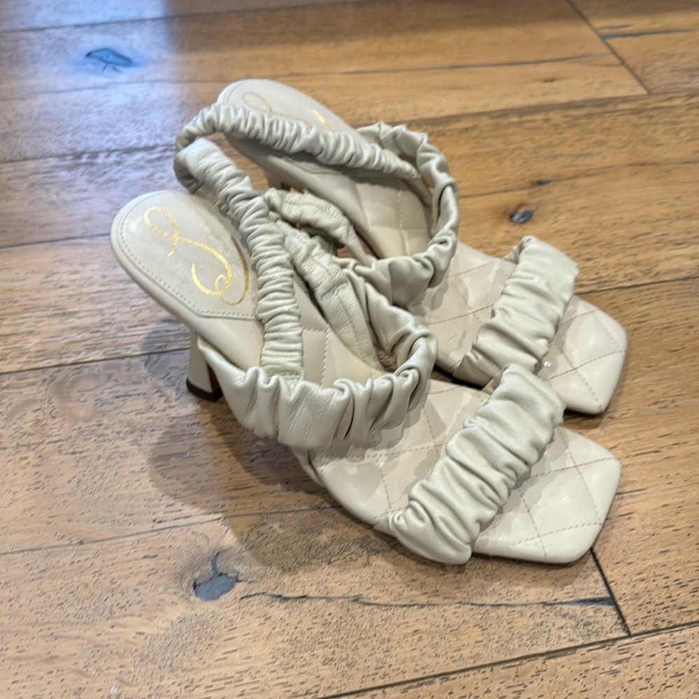Sam Edelman Ivory Puffy Strap Sandals